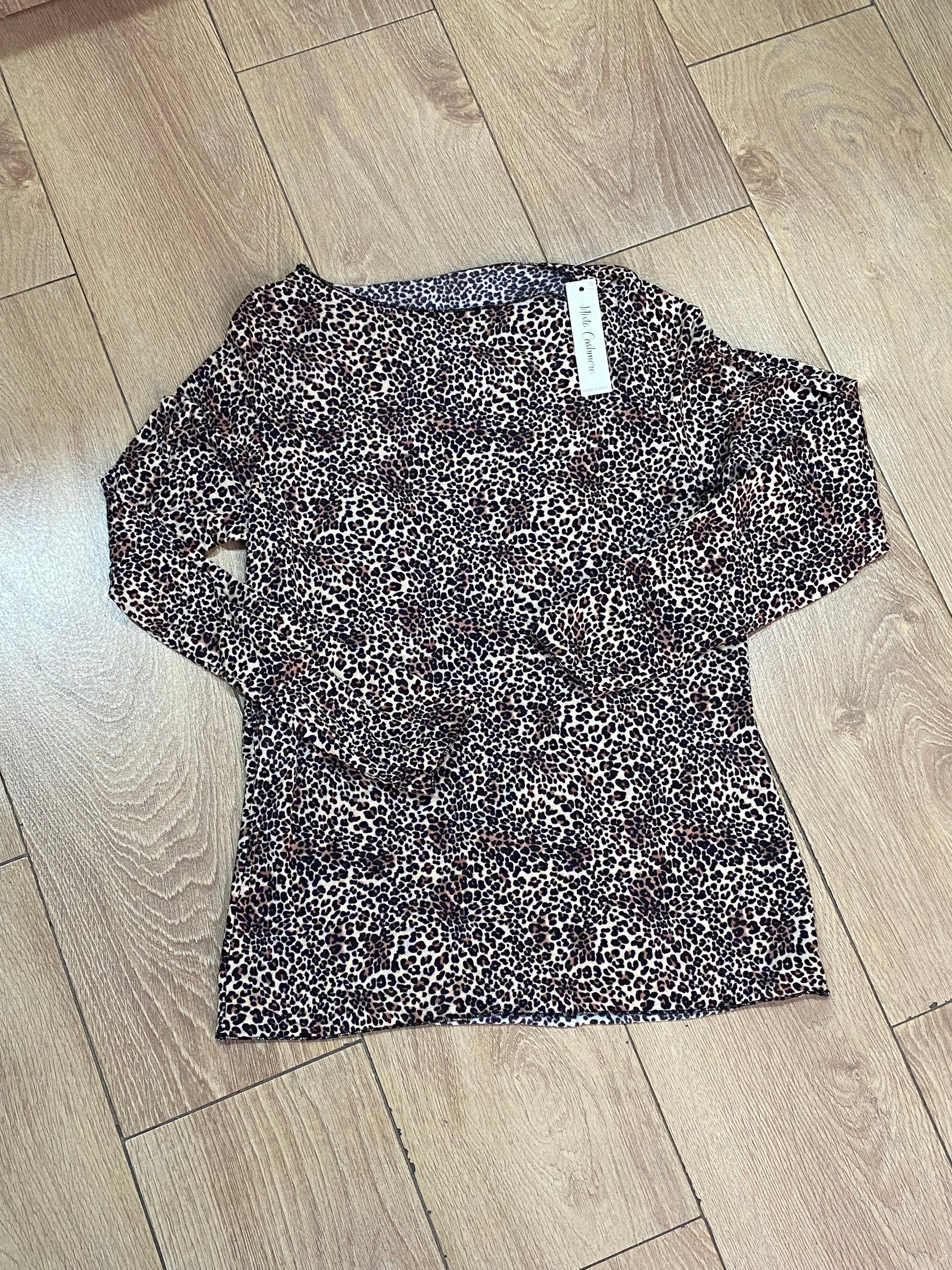 Maglia scollo a barca in Cashmere